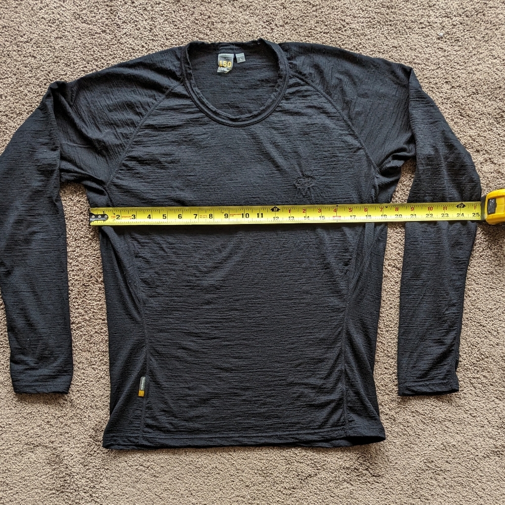 Icebreaker long sleeve base layer